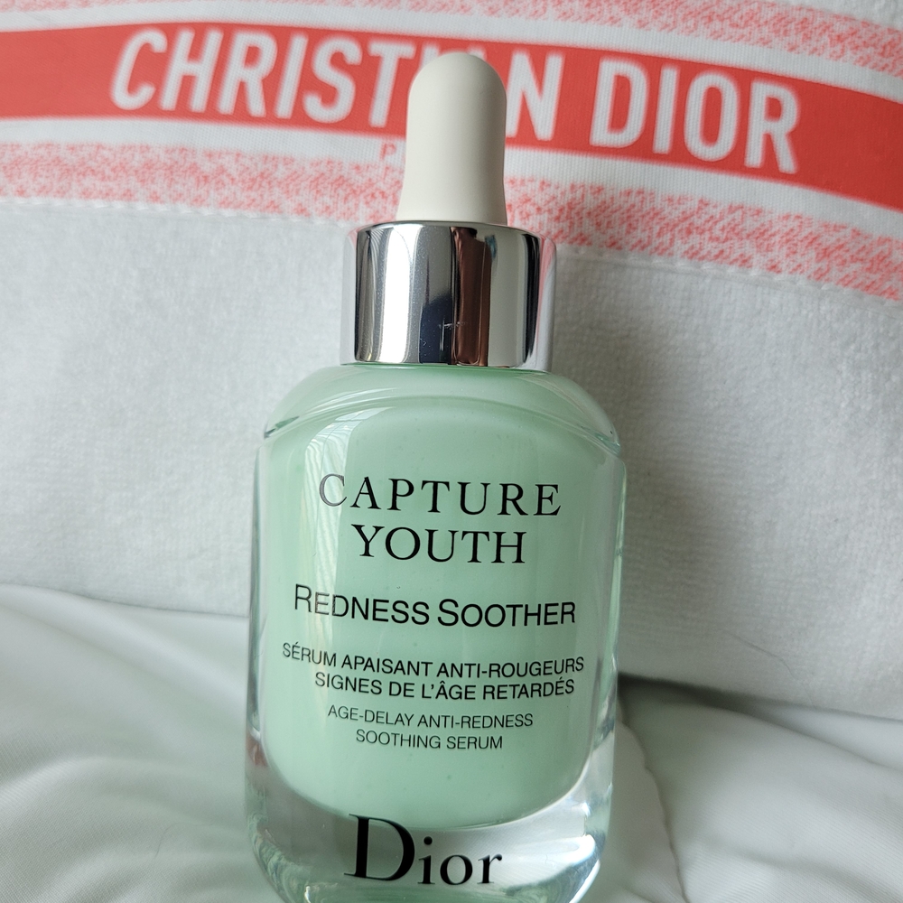 Dior Capture Youth Redness Soother Serum - Mint Green